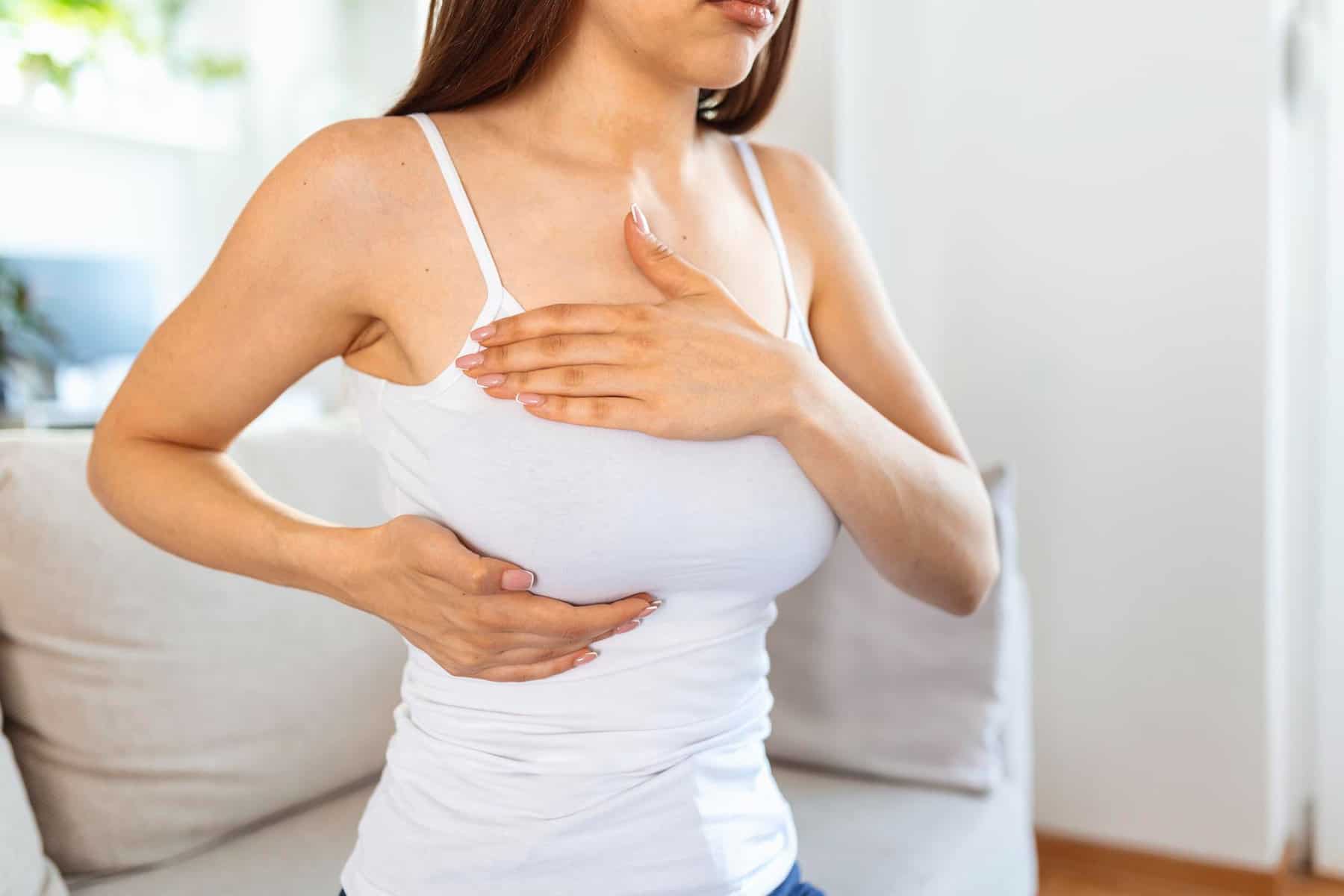 10-symptoms-of-breast-cancer-healthnile